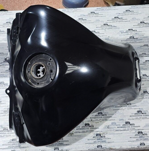 Serbatoio benzina carburante yamaha mt 09 1RC2411001PB