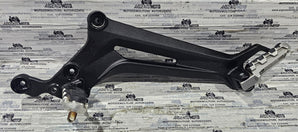 pedana poggiapiedi benelli leoncino 800 58226P370000 FOOT PEG HOLDER