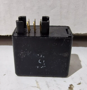 relè frecce suzuki gsr 600           066500-6250