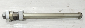 perno ruota posteriore triumph street triple 765 rs T2010520